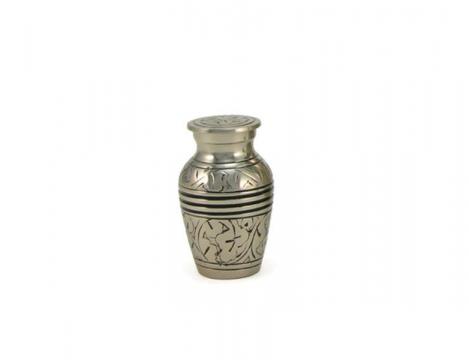 Cl.Engraved Silver Oak- Keepsake